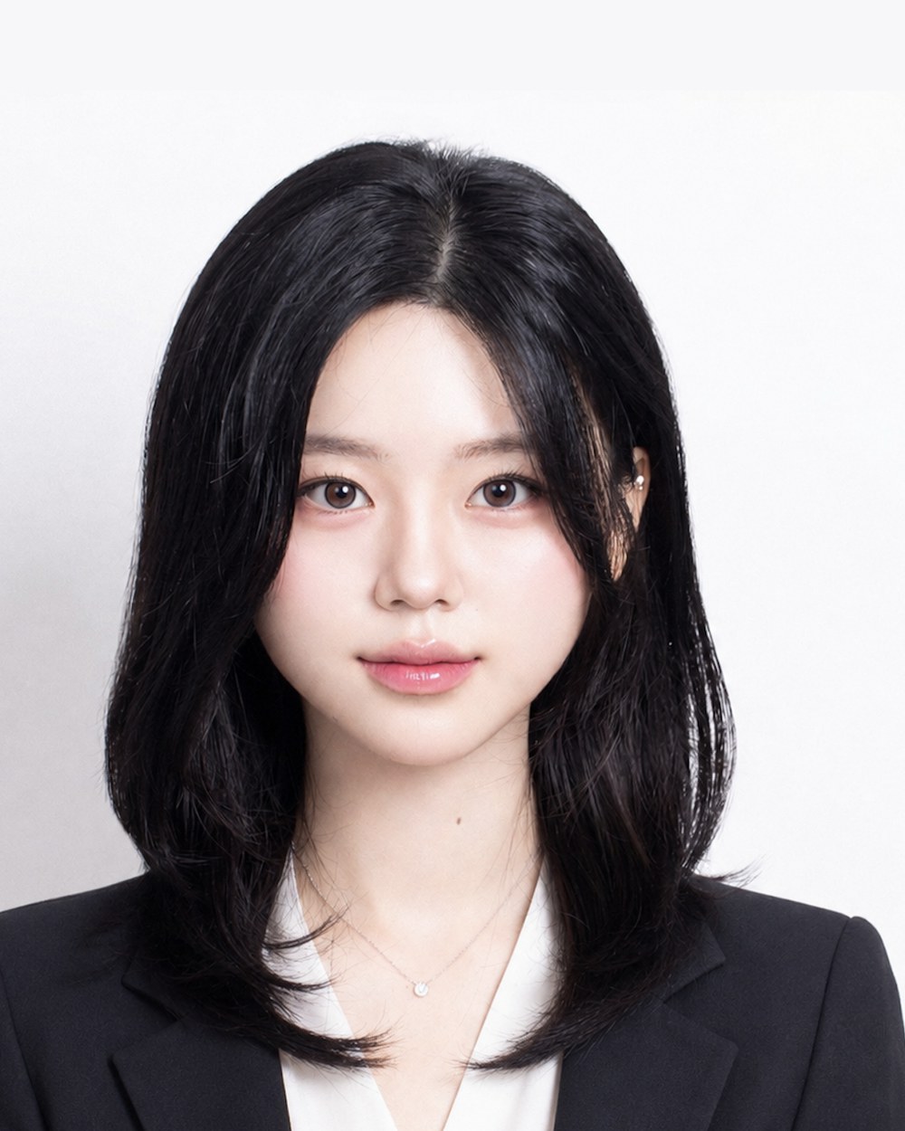 IB Business Management 전문 강사 변희정 — IB Business HL 7점, IBDP 총점 43점